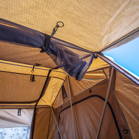 Smittybilt Overlander Roof Tent Coyote Tan